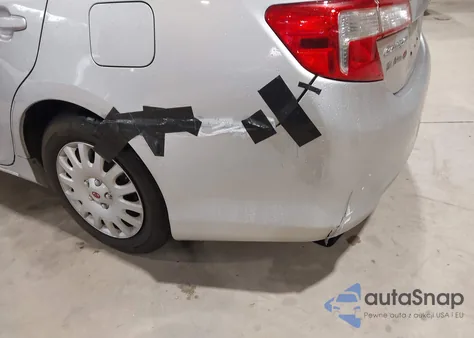 2012 Toyota Camry Le z USA, uszkodzony, nr VIN 4T1BF1FK1CU080262